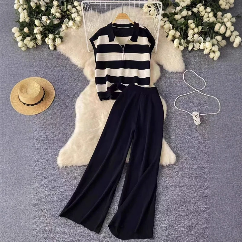 

Women's Korean Style Fashion Zipper Collar Sleeveless Striped Top High Waist Versatile Pants Knitted Two Piece Set
