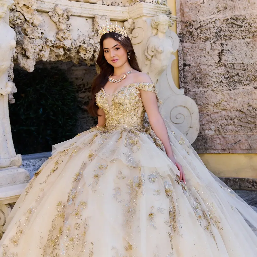 Robe de Quinceñera en tulle scintillant avec appliques en trois finales, robe perlée, robe éducative à lacets, robe d'anniversaire pour filles, robe Sweet 16, 15 ans