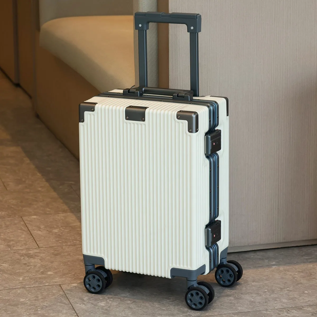 16-дюймовый чемодан для ручной клади, мини-легкий чемодан на колесиках для женщин, дорожный чемодан на колесиках с алюминиевой рамой и паролем