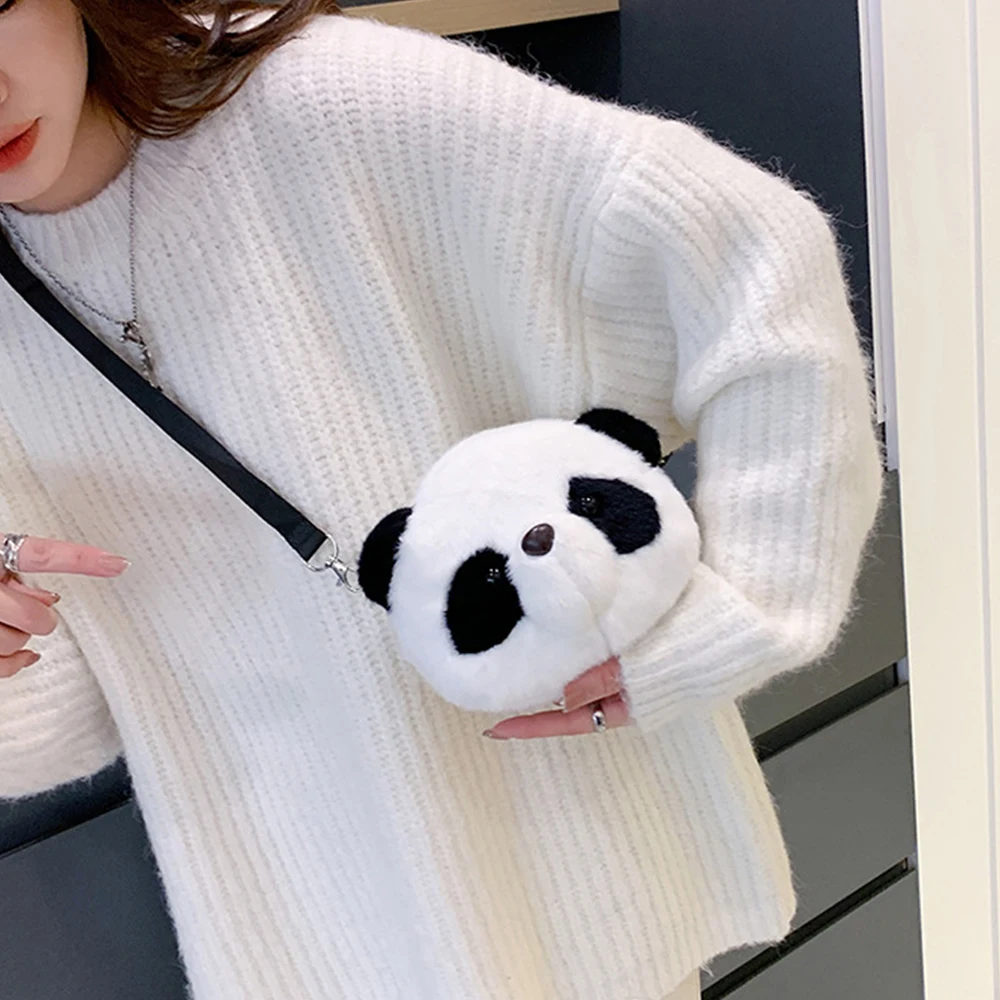 Cute Panda Chest Bag per le donne Cartoon peluche borsa a tracolla da viaggio Ladies Daily Street Fluffy marsupi Mini Phone Purse