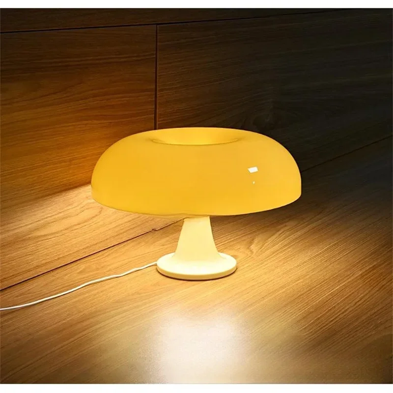 

Italian Designer Led Mushroom Table Lamp Modern Minimalism Desk for Decorative Lighting In Bedroom Bedside Living Room Etc.