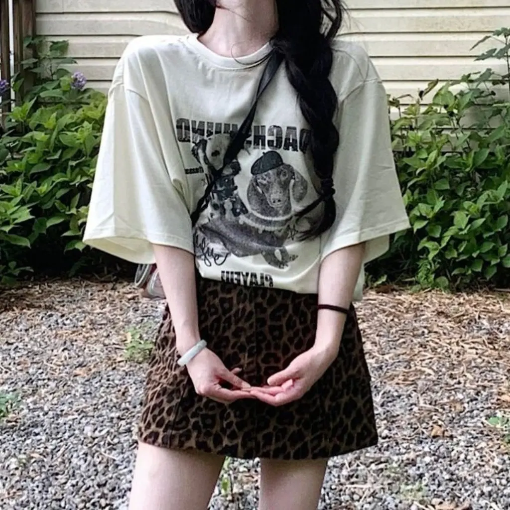 

Fashionable Printed Short Sleeve T-Shirt And Mini Skirt Set Women's Summer Leisure Outfit Leopard Print Wrap Around Skirt