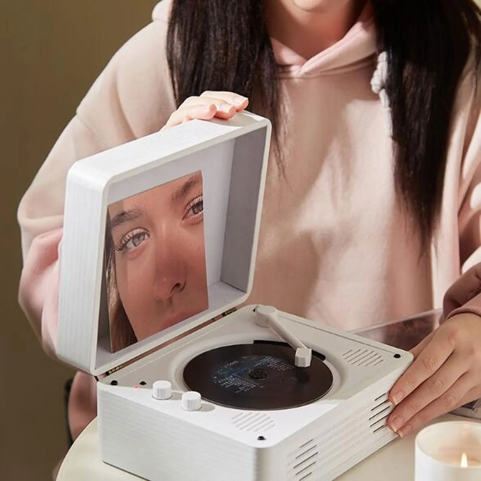 Reproductor de CD de escritorio Reproductor de CD retro Altavoz Bluetooth Soporte CD USB Reproducción de tarjeta de memoria pequeña Reproductor de música con control remoto