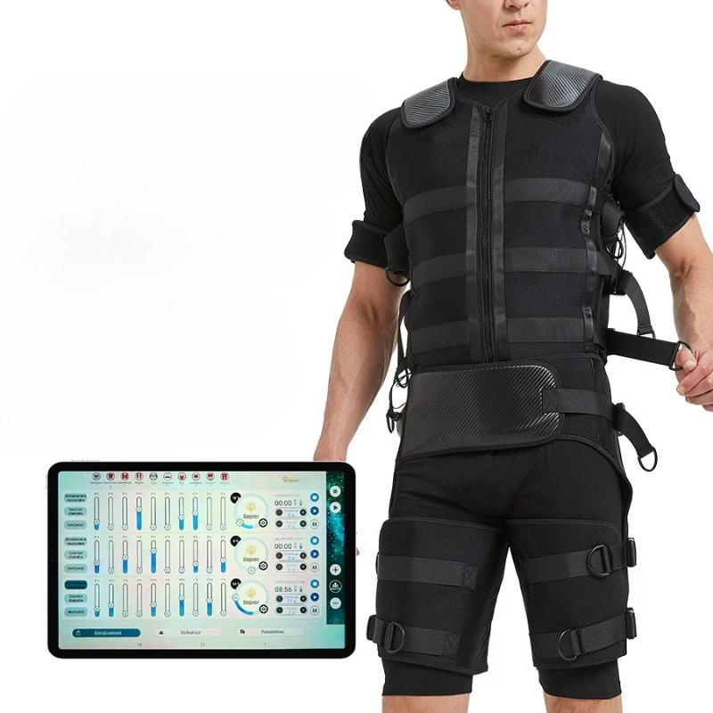Split wet spray vest set portable equipment training