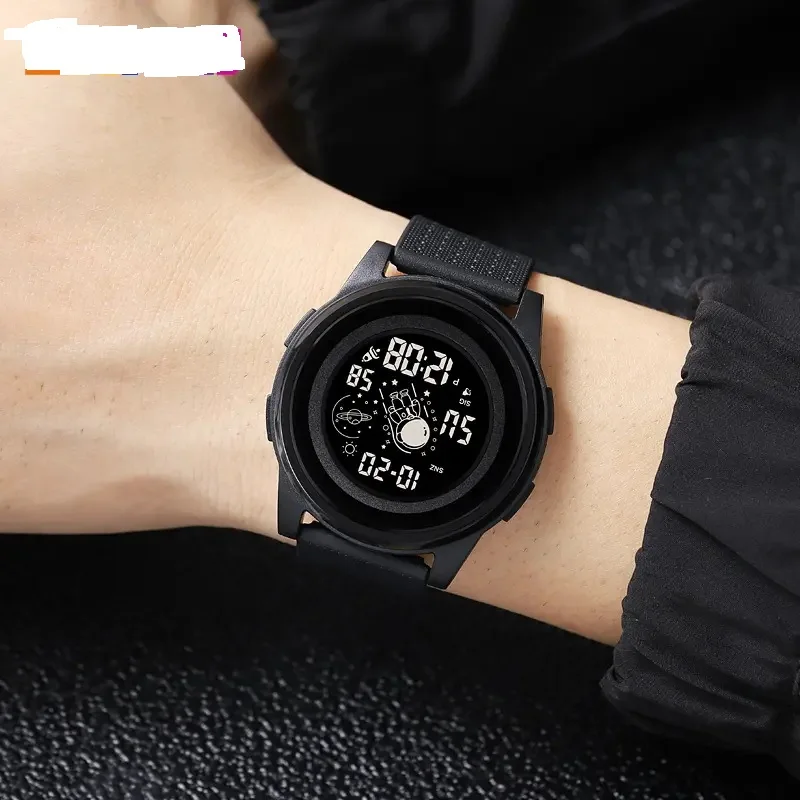 Fashion Waterproof Kids Teenager Digital Sports Watch with Stopwatch Alarm Date Astronaut Wrist Watch for Men