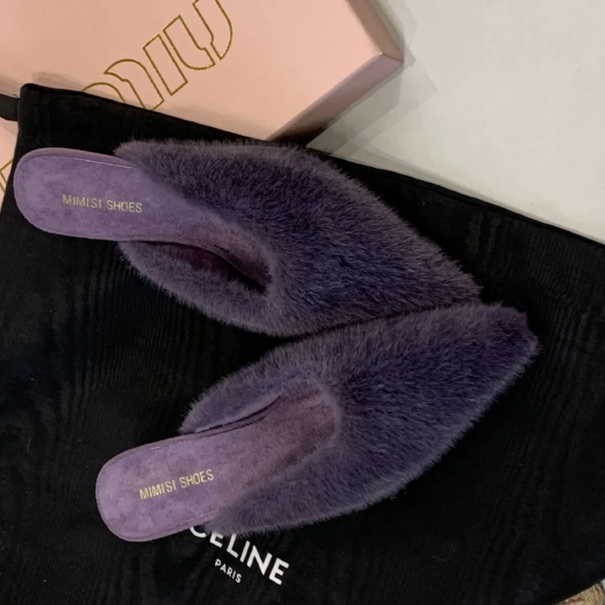 الرجعية أشار تو نِعال من الفراء أناقة نصف النعال المرأة عالية الكعب الخريف الشتاء الموضة العصرية تصميم الإحساس الأحذية