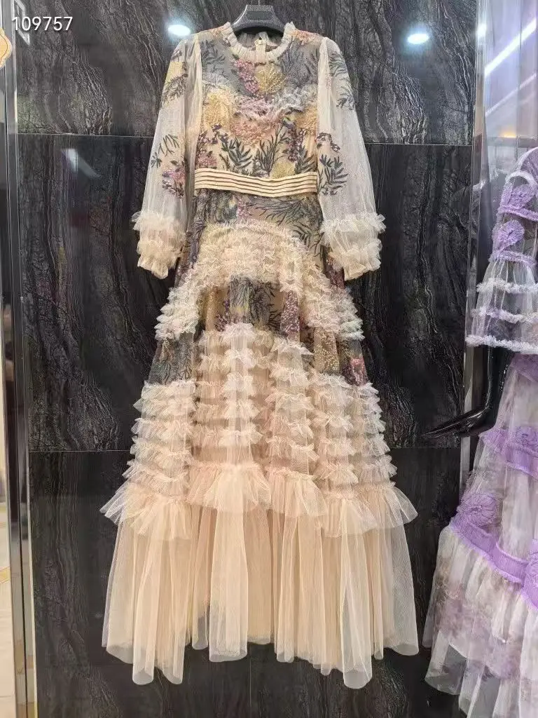 Primavera e autunno nuovo stile fata girocollo ricamo + bordo foglia di loto splicing manica lunga fiore fata serie abito da donna