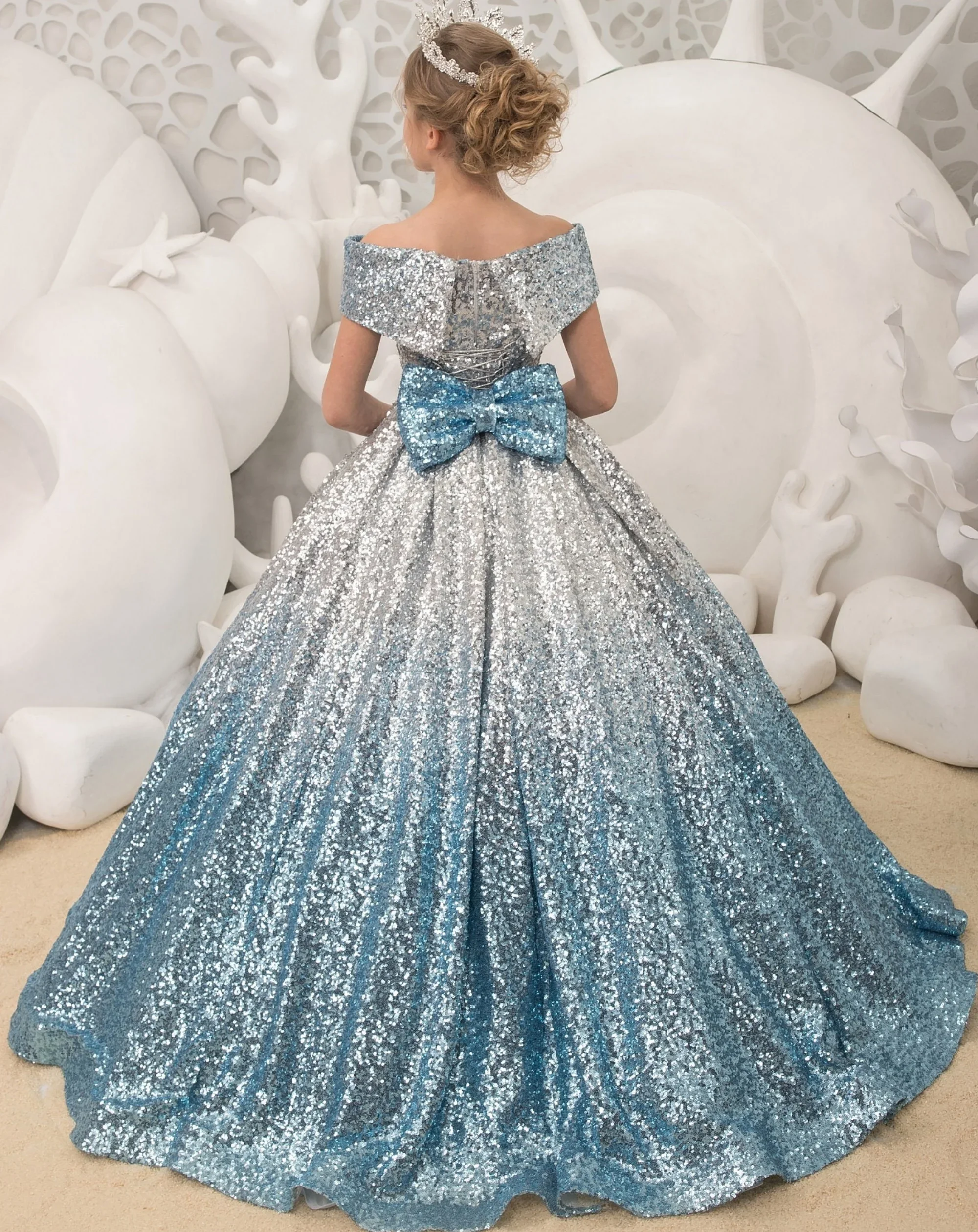 Wunderschönes One-Shoulder-Ärmel-Blumenmädchenkleid mit Schleife, Prinzessin, kleines Kind, Hochzeit, Partykleid, Erstkommunion, Geburtstagsgeschenk