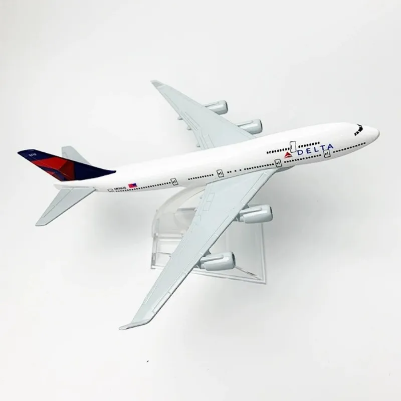 6Inch 16CM Boe-ing Delta B747 Airplane Model Replica Alloy Material Scale Aircraft Diecast 1/400 Scale Planes Collected Gift