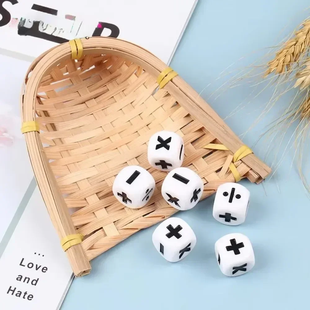 6개입 16mm 수지 덧셈 뺄셈 곱셈 나눗셈 기호 주사위 수학 장난감 어린이용 수학 교구 교육용 장난감 선물