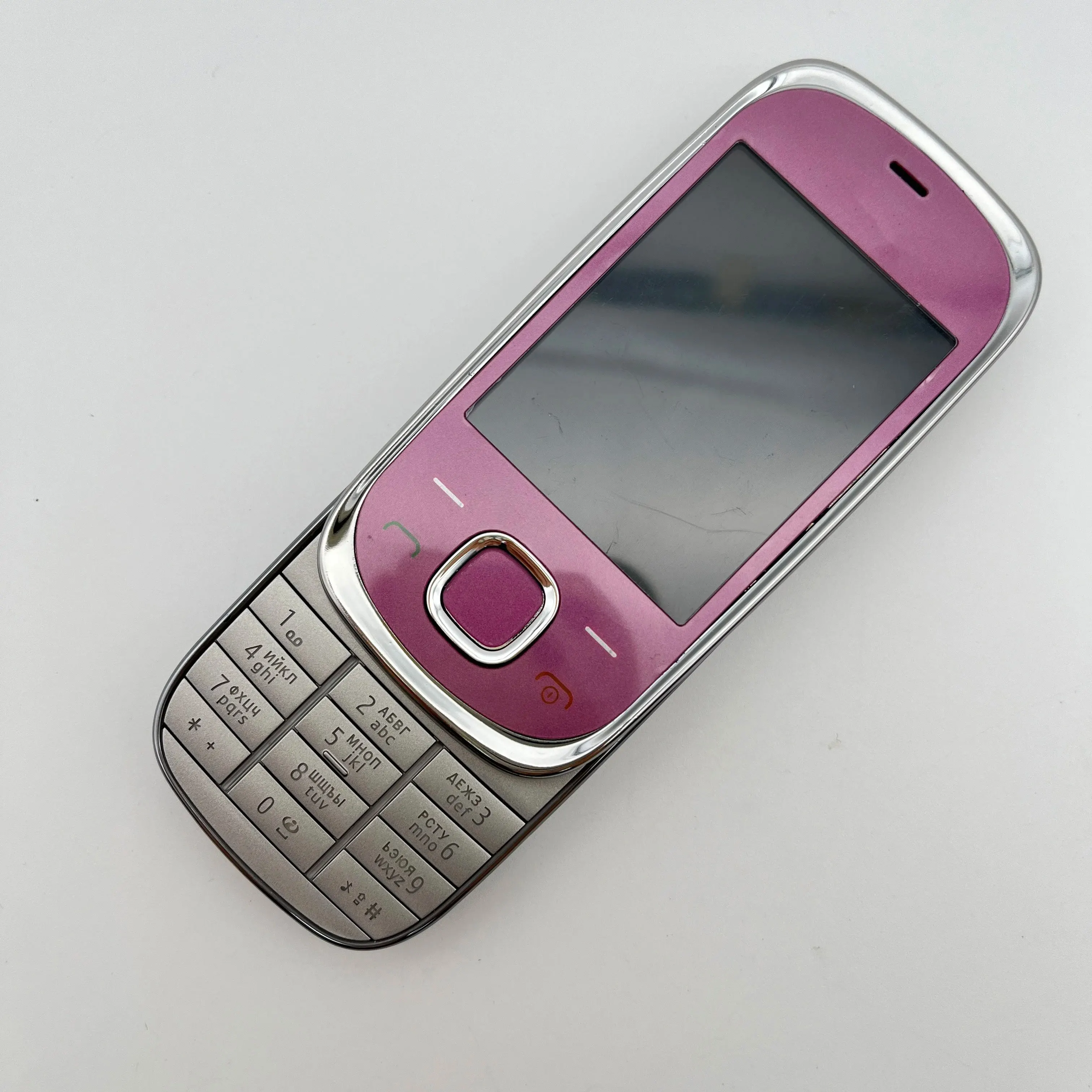 لوحة مفاتيح أصلية غير مقفلة 7230 بشريحة واحدة GSM 900/1800/1900 بلوتوث MP3/MP4 للهاتف المحمول متعددة اللغات مصنوعة في فنلندا