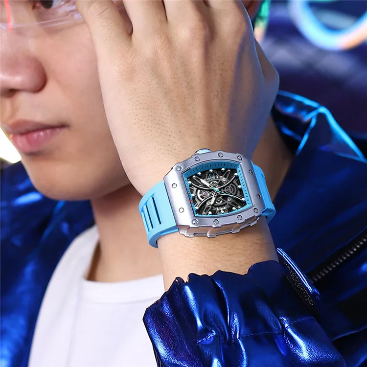 Reloj de pulsera de cuarzo para hombre, cronógrafo de marca de lujo, con esqueleto de Tonneau, con correa de silicona, Masculino