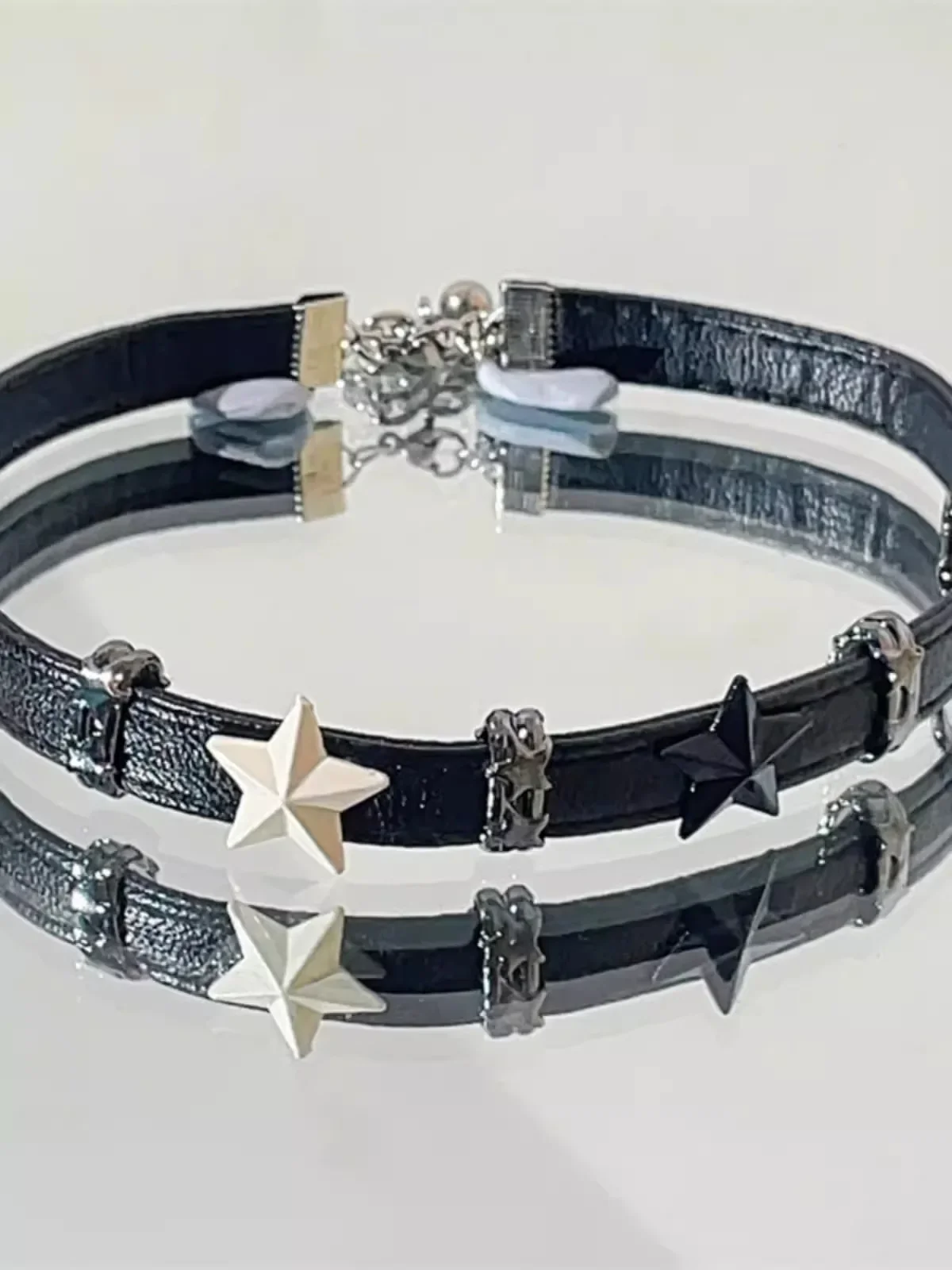 Black and white five-pointed star Punk Harajuku Individuality Subculture All-match Sweet Cool Splice Leather Choker Pendant