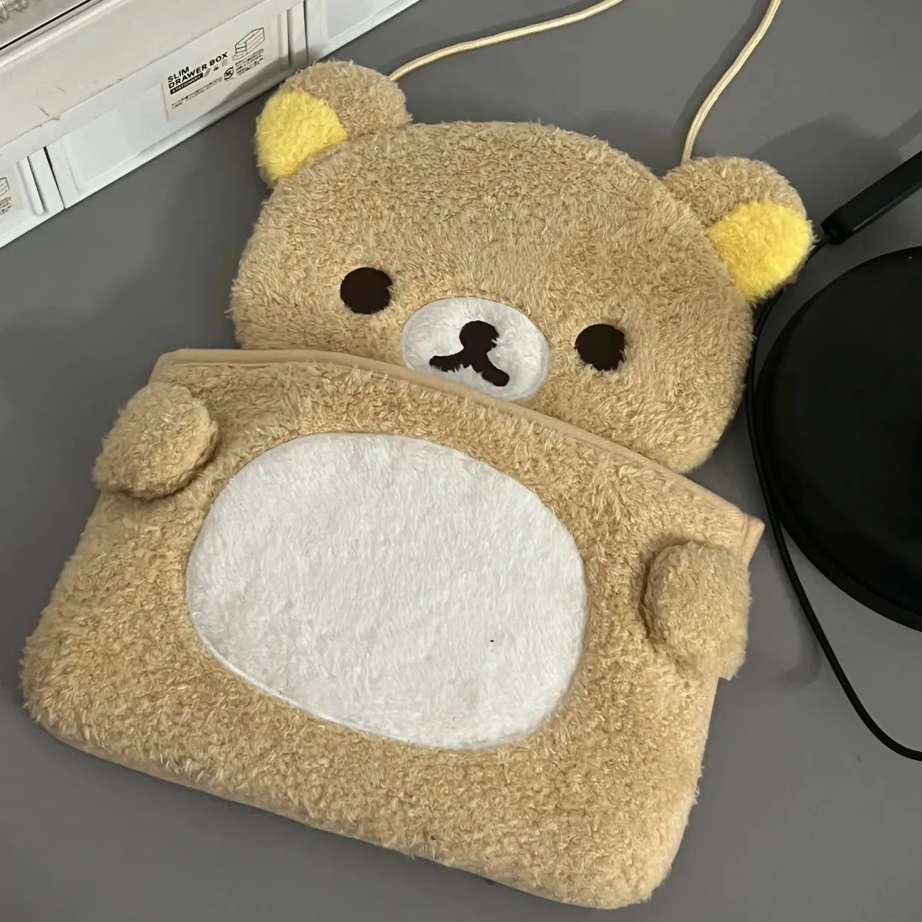 Kawaii Anime Rilakkumas borsa portaoggetti da appendere alla parete Cartoon Rilakkumas Bear Door Hanging Bag peluche articoli vari borsa