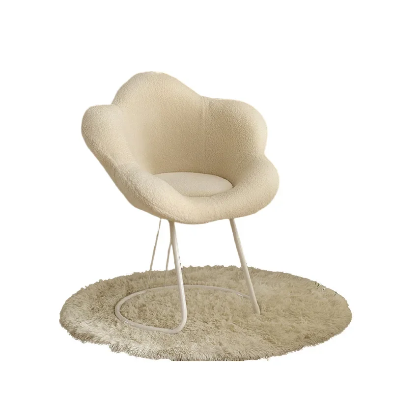 Internet celebrity makeup girls bedroom dresser chair light luxury premium makeup stool backrest manicure petal chair