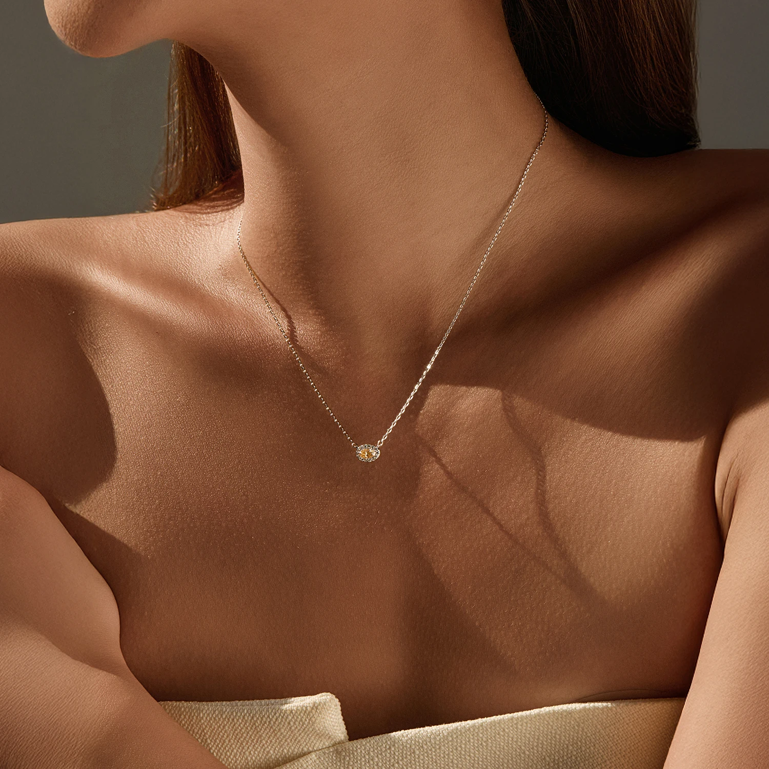 MODIAN 925 Sterling Silver Simple Champagne Color Moissanite Oval Halo Pendant Necklace For Women Fine Jewelry