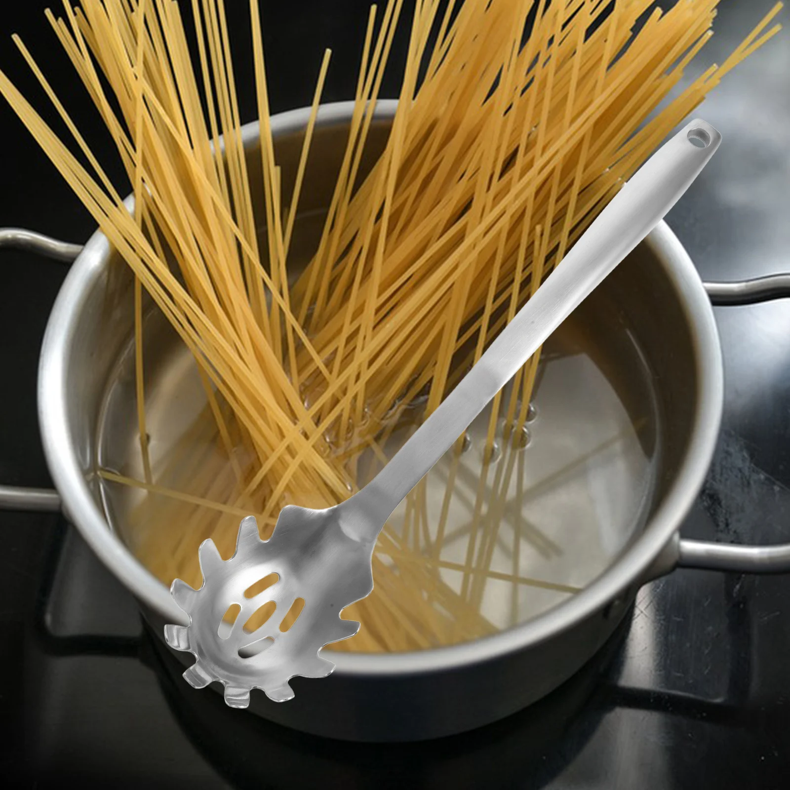 

Stainless Steel Spaghetti Spoon Pasta Server Kitchen Tool Practical Noodle Colander Filter for Home Restaurant Use