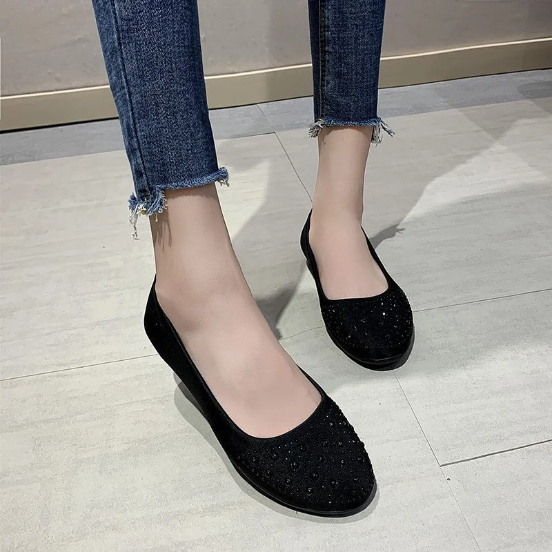 Scarpe basse morbide scarpe singole da donna con scarpe da donna nuove primavera 2024 scarpe Doudou a testa tonda scarpe primaverili e autunnali