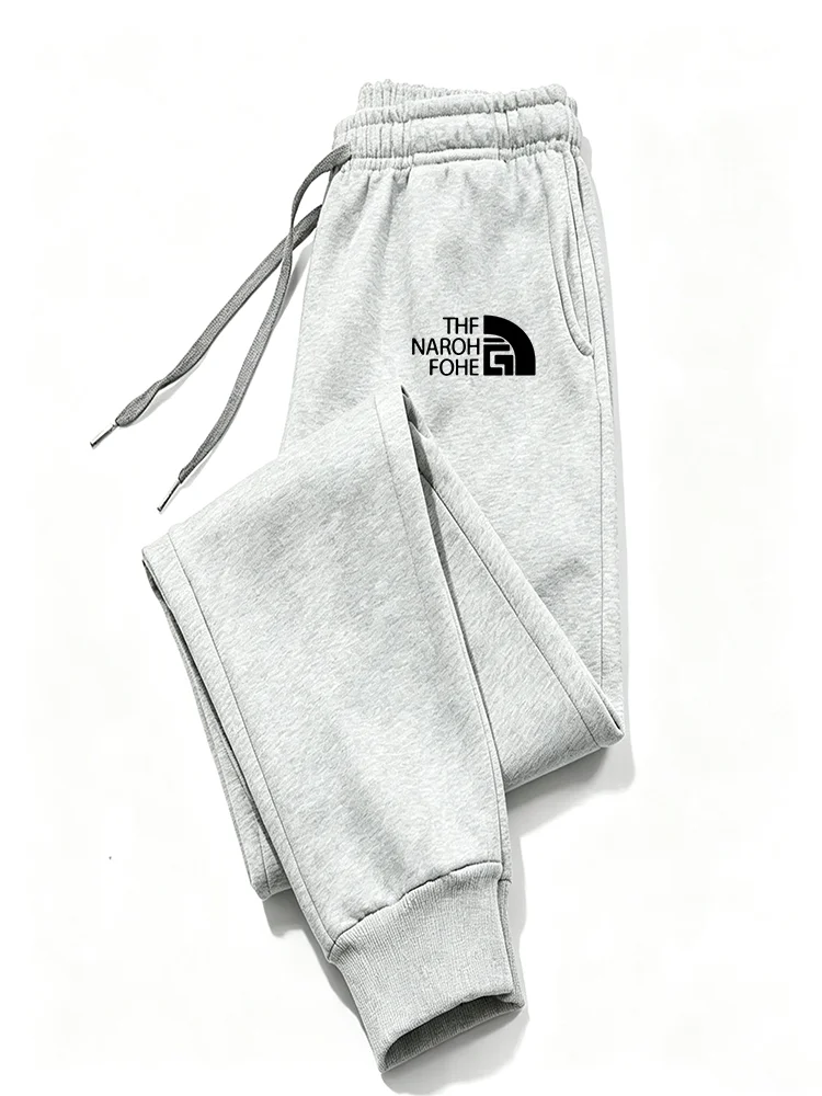 Frühlings- und Herbst-Herrenmode: Bedruckte Freizeithosen, Sport-Jogginghosen, Fitnesshosen – Detail 3