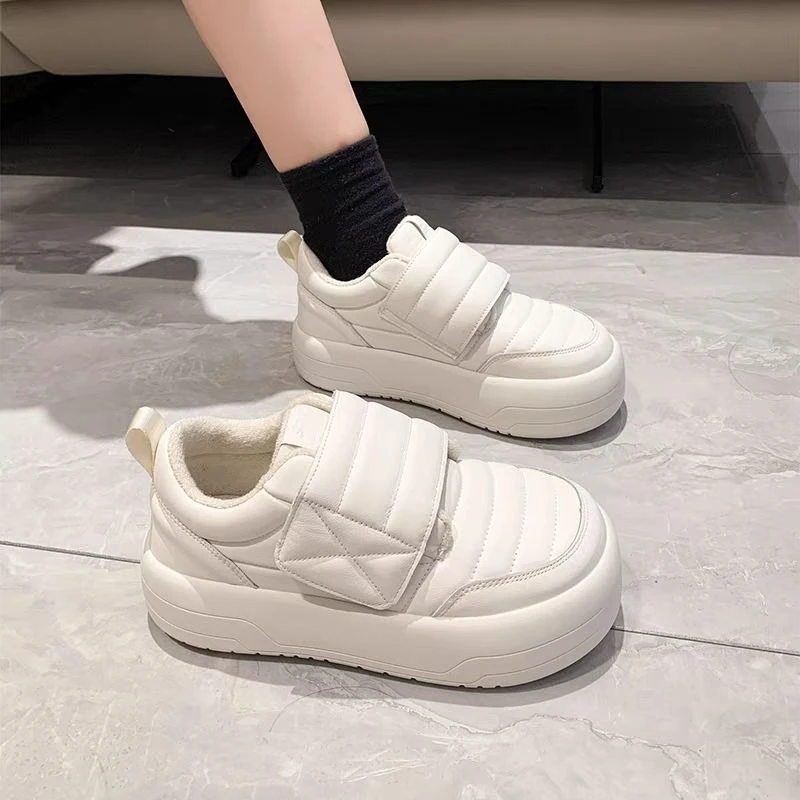 أحذية رياضية بنعل سميك مبطنة بالفانيلا باللون الأبيض الكريمي بتصميم رغيف الخبز الياباني مع نعل خارجي مطاطي غير قابل للانزلاق #5