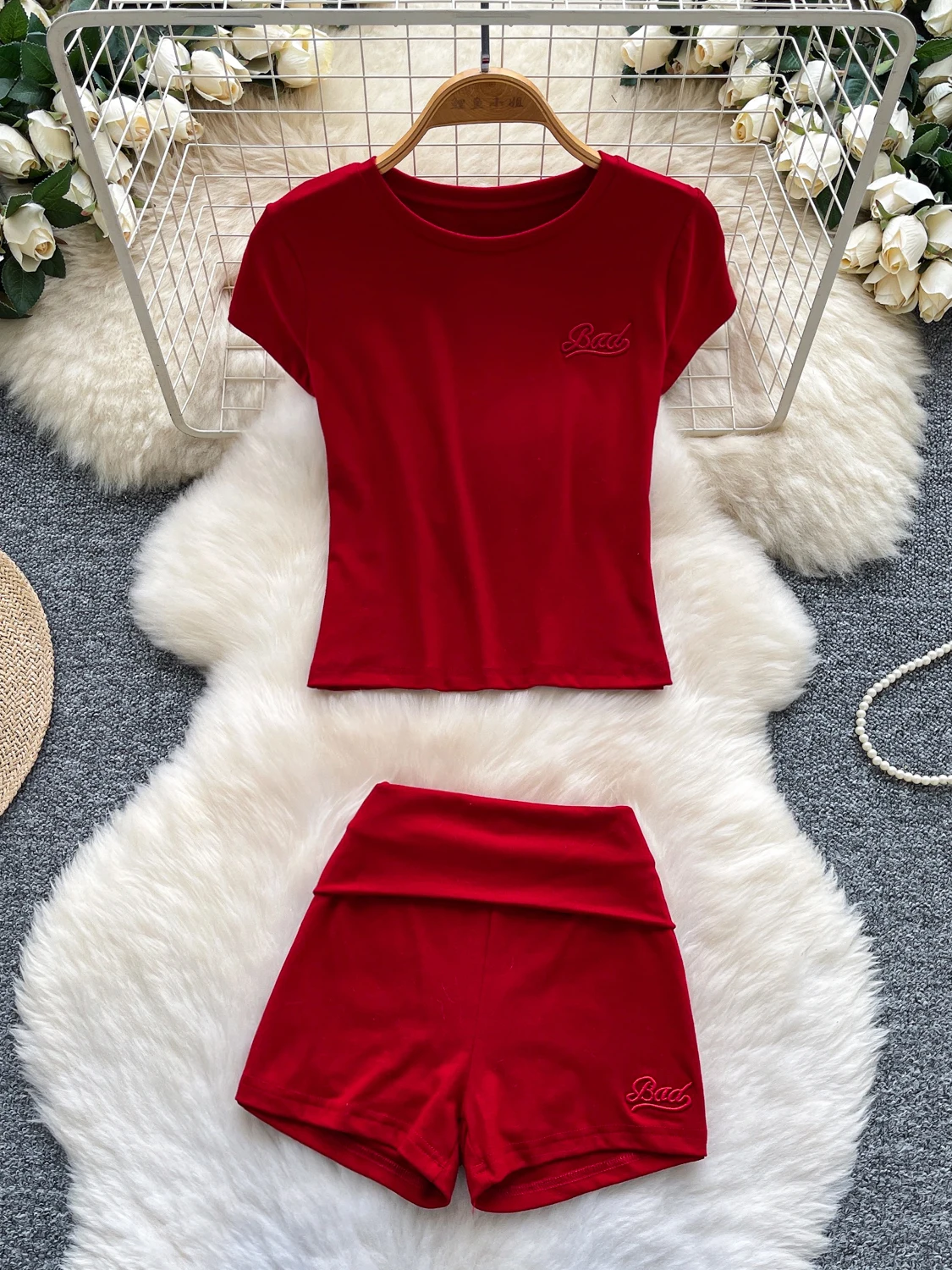 

Spor Slim Fit ort Sve round Ne Повседневный комплект для женщин Брюки с высокой талией и высокой талией Облегающая футболка Комплект из двух предметов