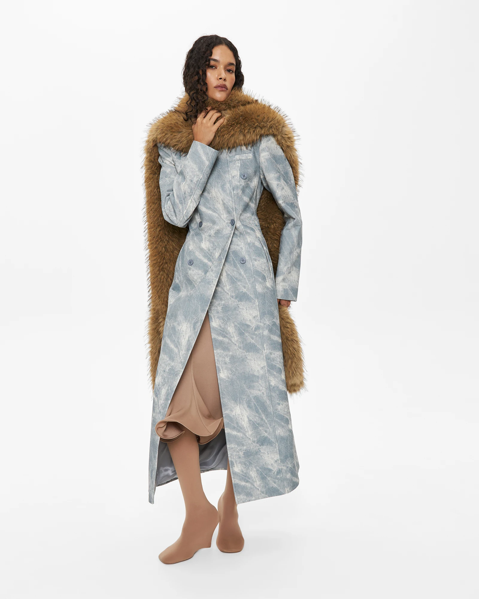 Laur Women Large Faux Fur Scarf Shawl, Oversized Fluffy Artificial Fur Wrap, Warm Fashion Streetwear Neck Stole for Winter