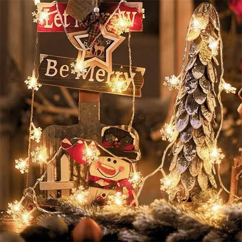 

Battery Operated Snowflake String Lights Christmas LED Fairy Lights Bedroom Indoors Garden Christmas Tree Living Room Decoration