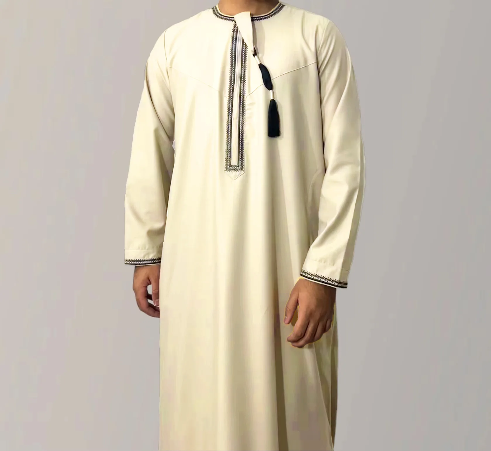 New Arabian Style Robe, Solid Color Round Neck Embroidered Thick Tassel, A Must-have for Saudi Men Agbada African Agbada for Men