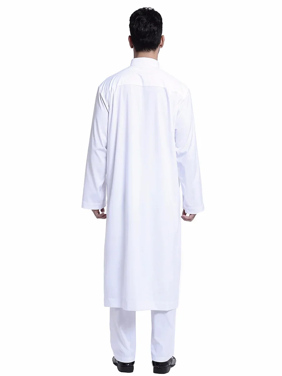 Dubai Arabo Islam Uomini musulmani Jubba Thobe Set di abbigliamento Abito lungo Set da 2 pezzi Top e pantaloni Saudi Musulman Ensembles Set di abbigliamento