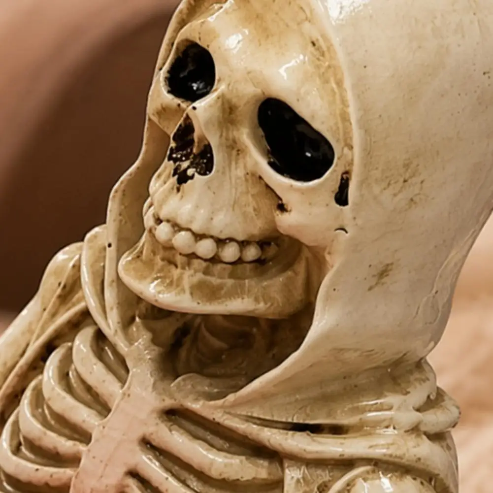 Grim Reaper Figurine Skeleton Holding Pumpkin Figurine Resin Grim Reaper Statue Halloween Spooky Shelf Ornament Trick or Treat