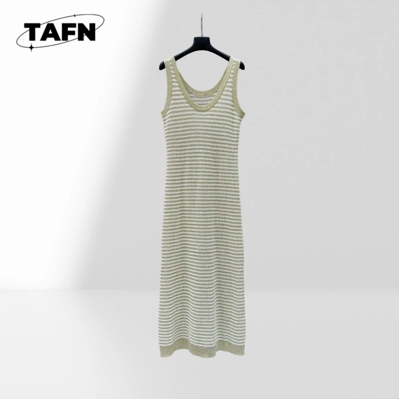 

Old Qian Style Wear Bright Gold Crocheted Striped Vest Dress Versatile Men’s Suit Jacket Casual Classic Style Cashmere AG3026