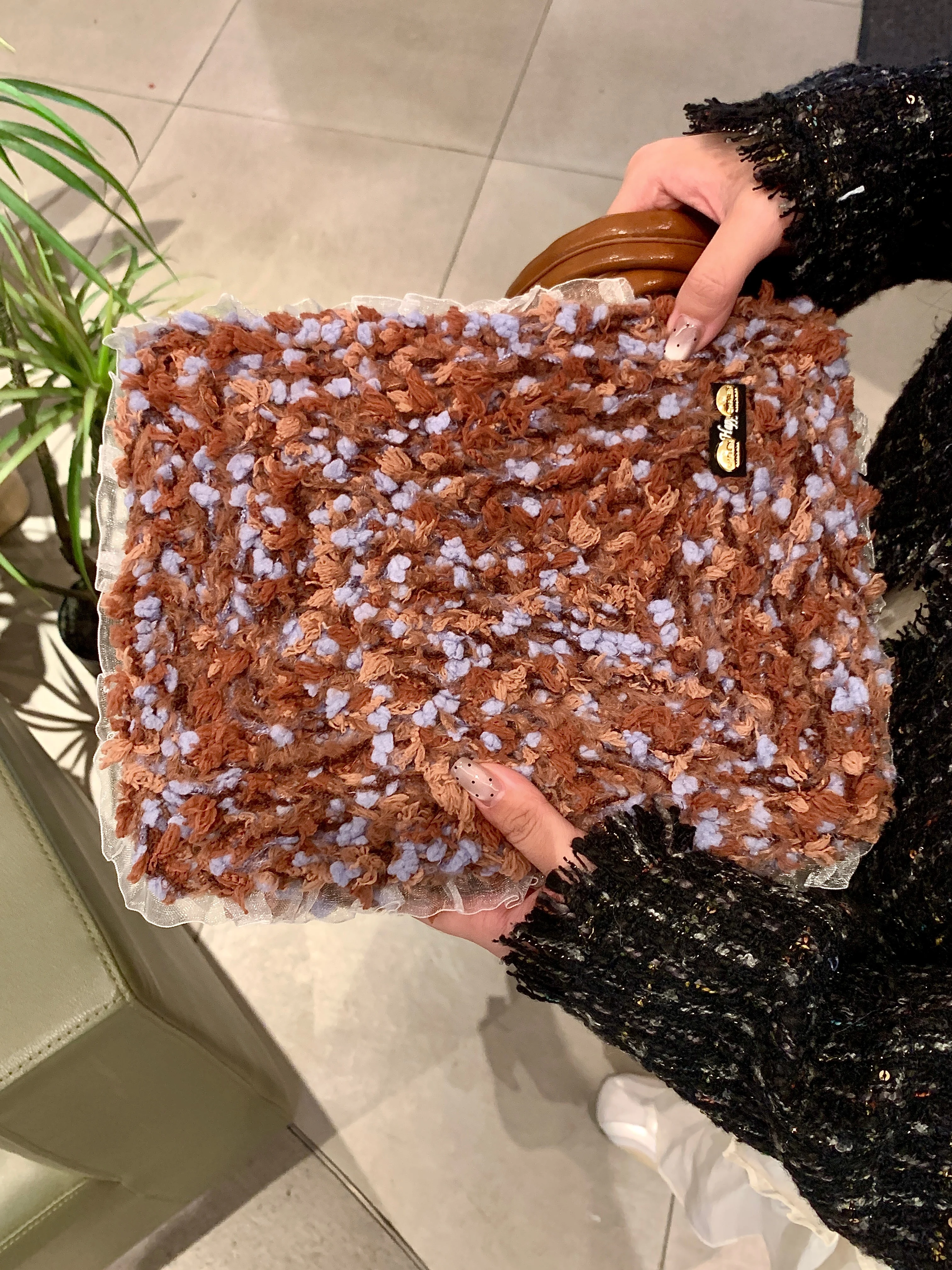 冬の贅沢で可愛いぬいぐるみ風iPadタブレットケース ミニ7 - Luxury Bags Dropshipping のレビューと価格