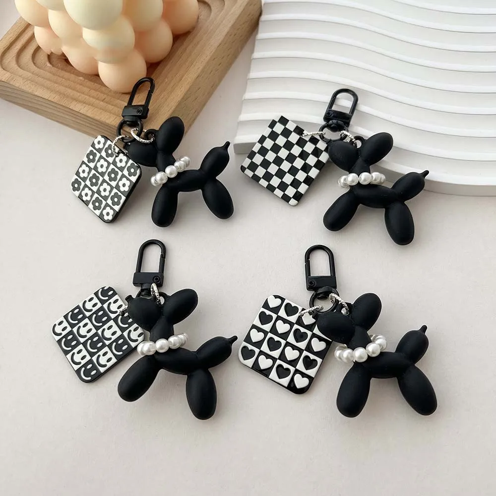 Cool Acrylic Cartoon Balloon Dog Keychains Black Color Heart Flower Pendant Phone Chain Key Buckle Accessories Bag Pendant Toys