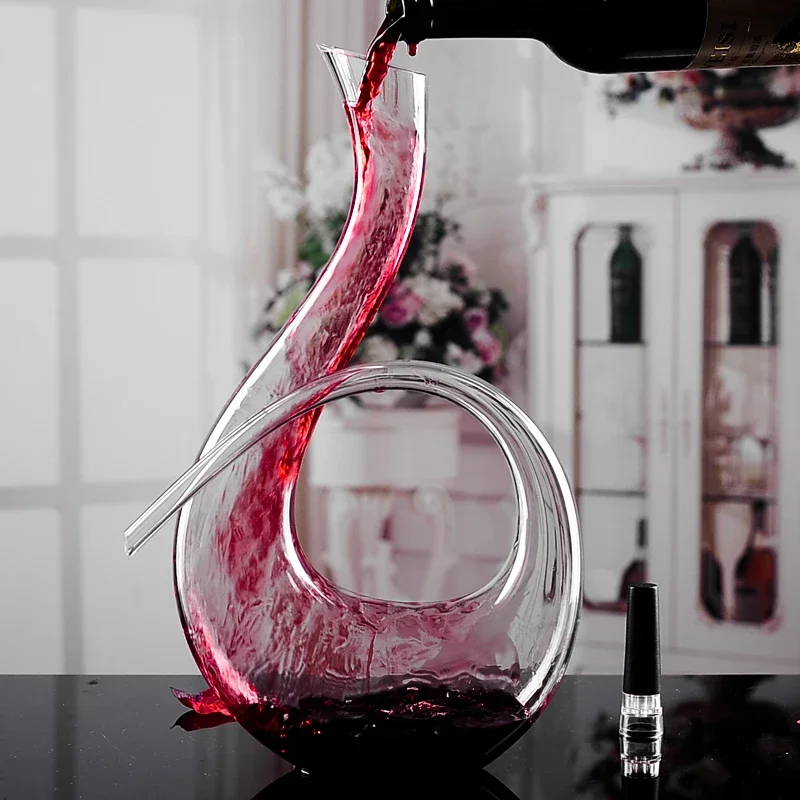 Creative 6-character decanter crystal glass notes fast decanter Tik Tok connector wine decanter.