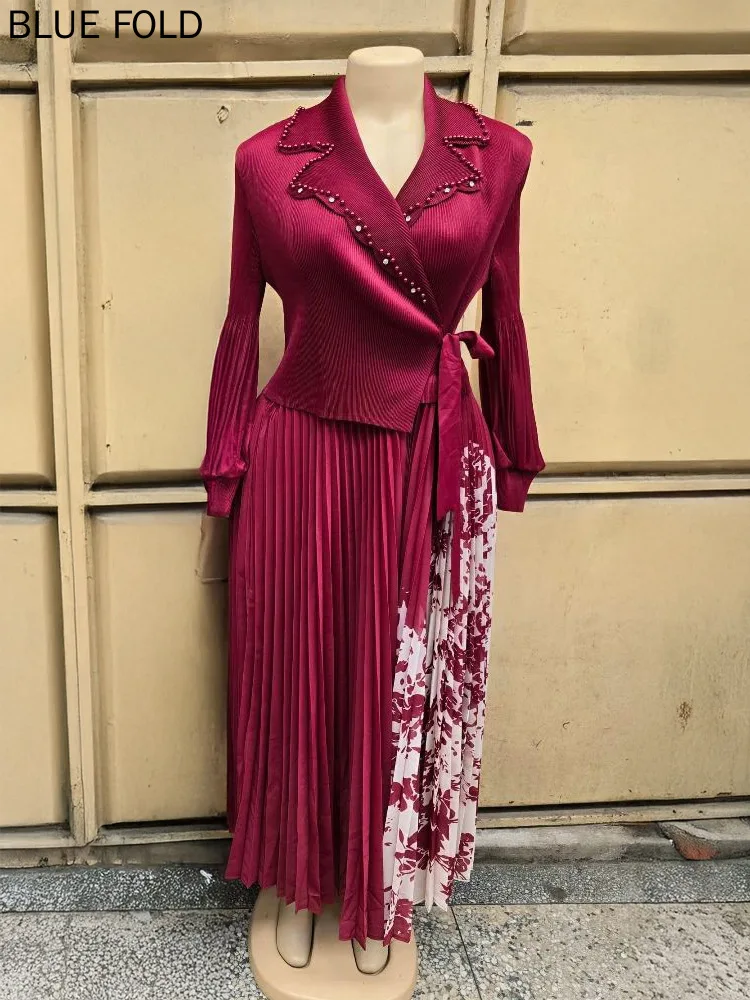 Grote maat Miyake tweedelige set voor dames, geplooid shirt en bedrukte rok, hoogwaardige stijlvolle Sense-outfit