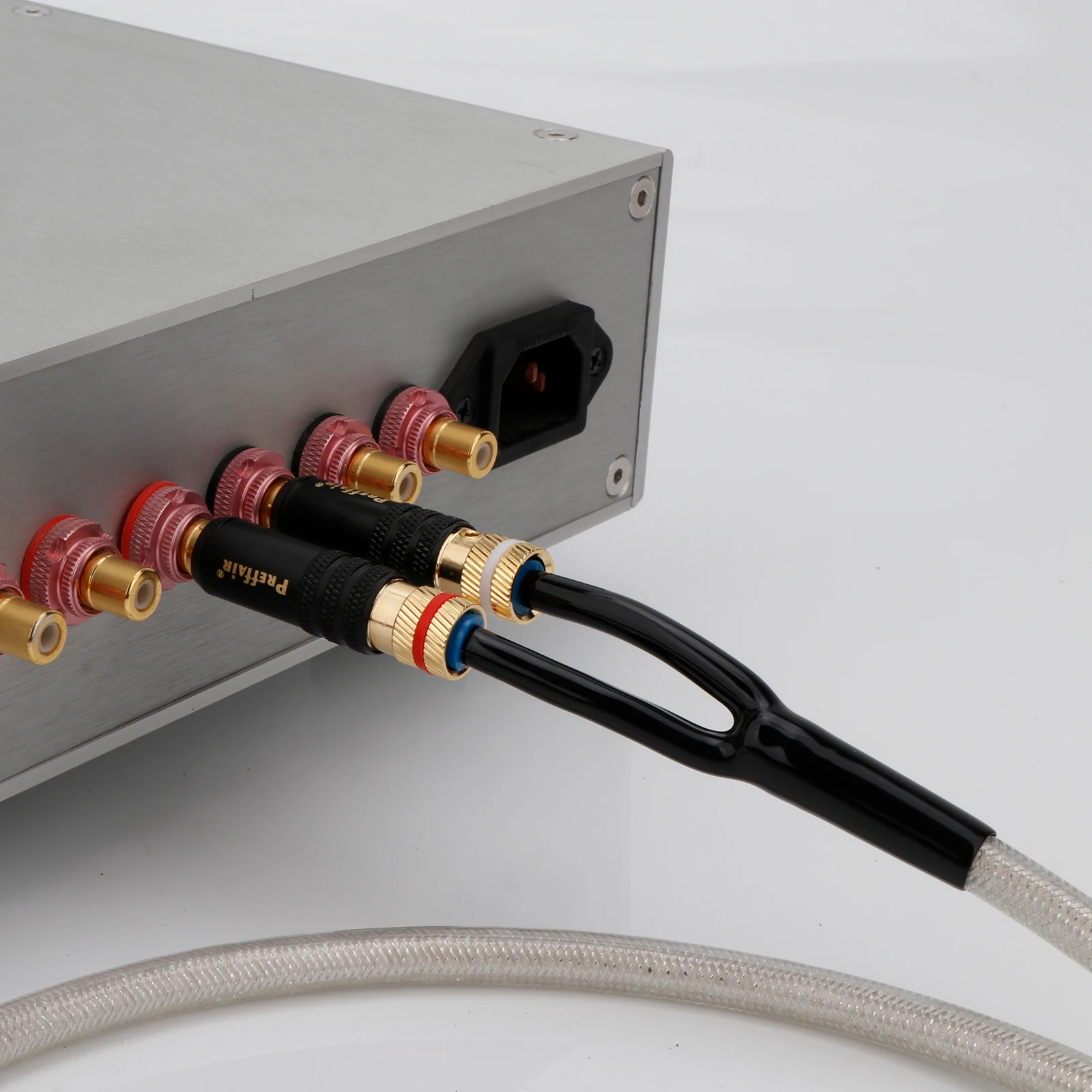 QED Silver-plated RCA to 2RCA Audio Cable Gold Plated RCA plug Audio Cable for Amplifier DAC TV DVD Premium