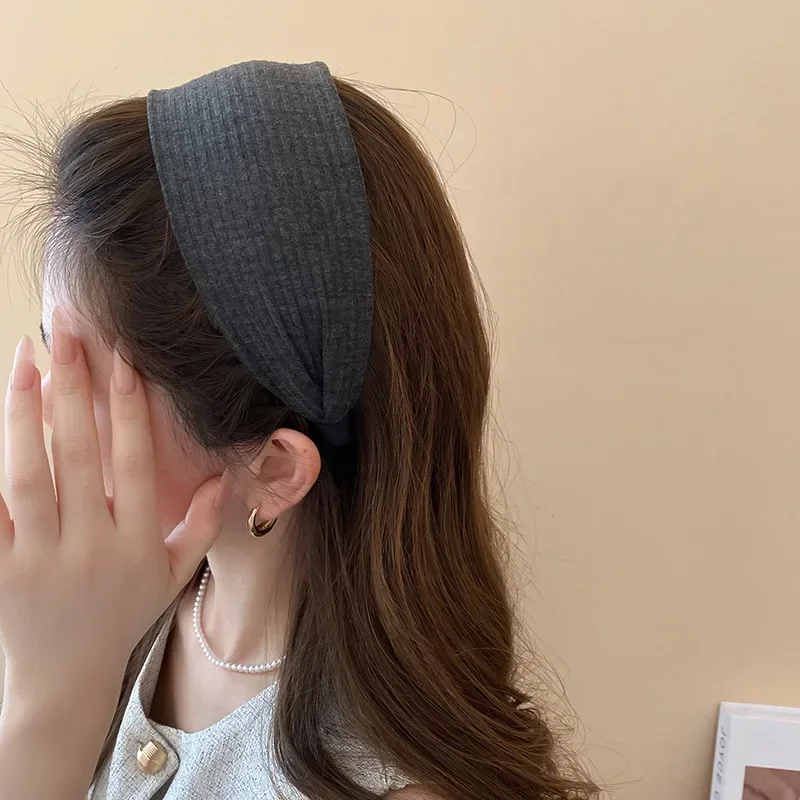 Einfarbiges Breites Stirnband mit Streifenmuster, Französischer Stil, Elegantes Haaraccessoire, Beliebter Internet-Celebrity-Look – Detail 17