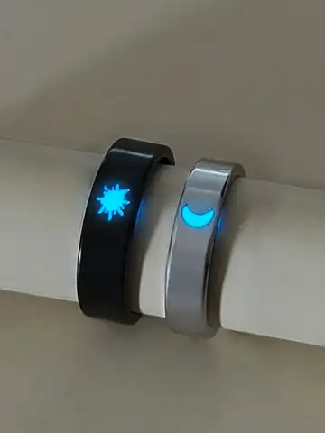 2-Piece Set Luminescent Day Night Couple Rings Fashionable Ladies Valentine's Day Gift Love Commitment Finger Rings