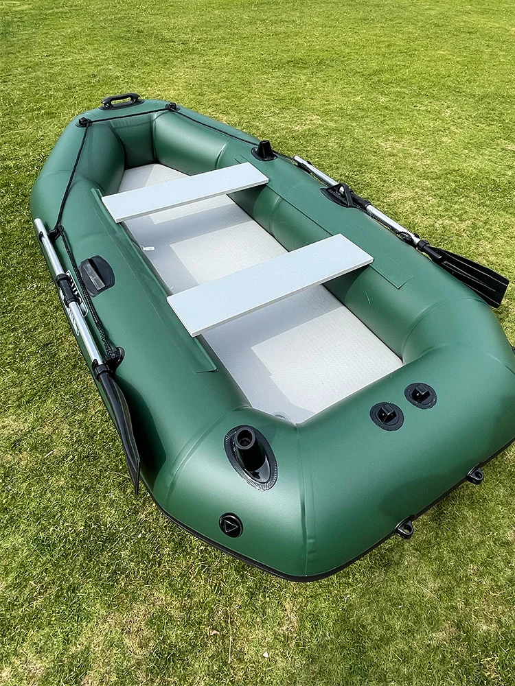 

3-местный каяк из ПВХ 2,6 м для гребли и рыбалки, реактивная лыжная лодка с бесплатными аксессуарами, надувные спасательные ботинки для 3 пользователей