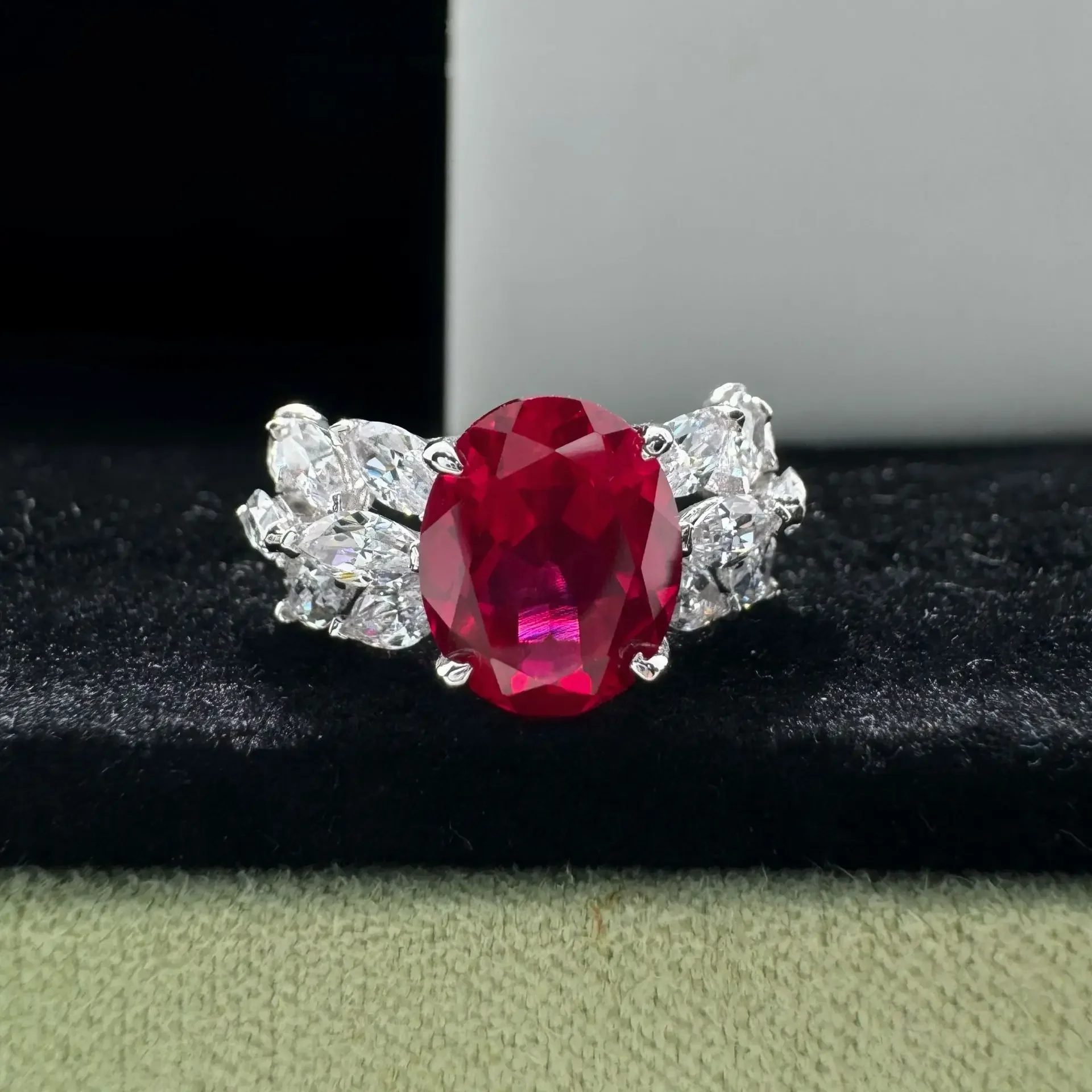

Luxury Solid Platinum PT950 Skeleton Diamond Ring 3 Carat Ruby Diamond Ring for Women Gift