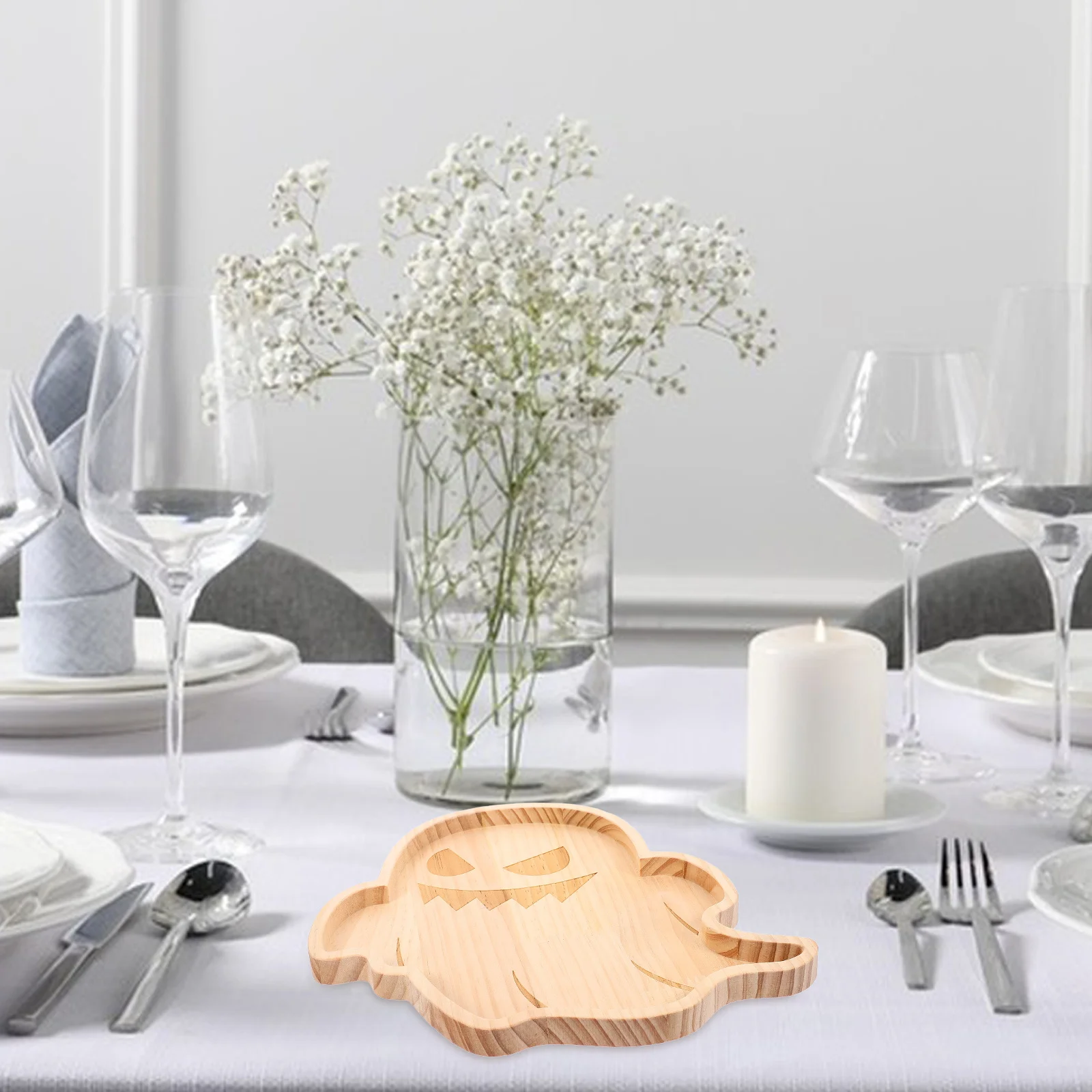 

Halloween Ghost Wood Plate Elegant Snack Serving Tray Fruit Bread Display Decorative Party Favor Food Tray Wooden Food Plate