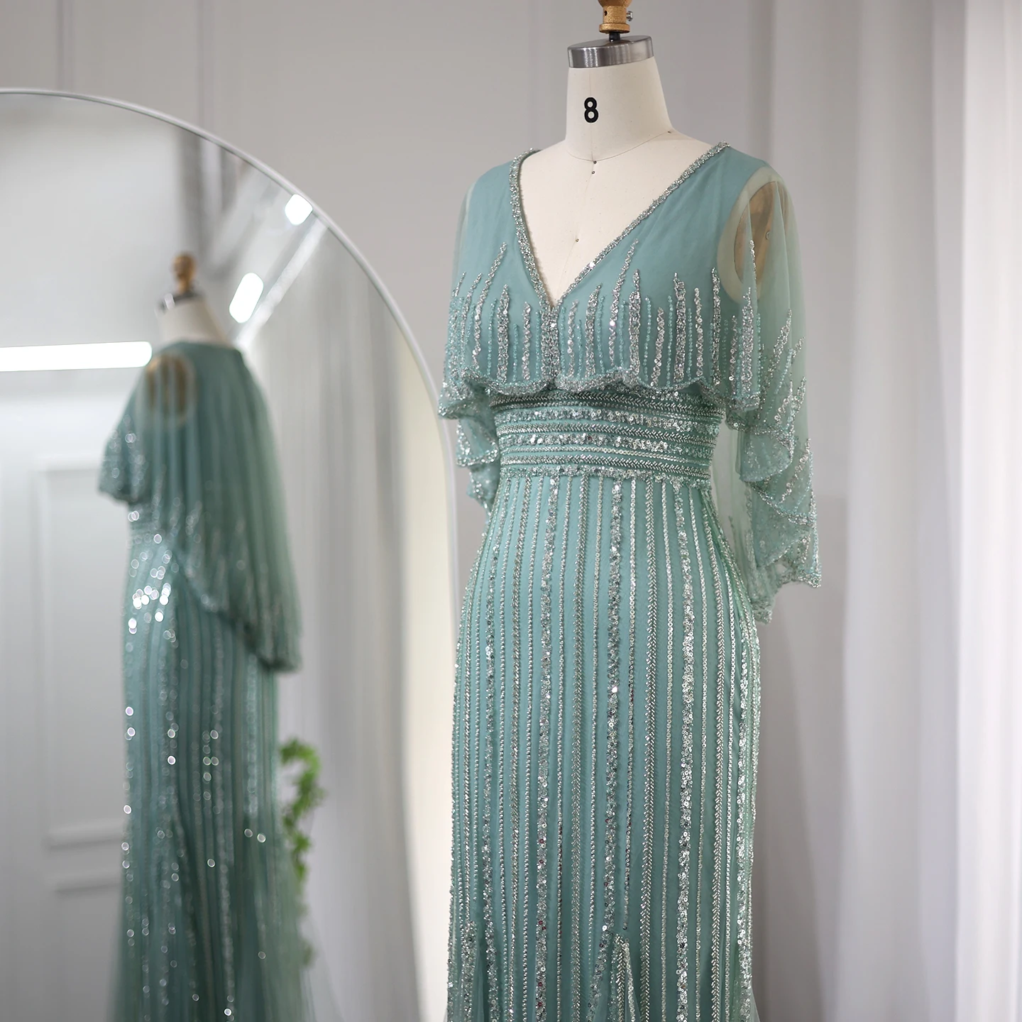 Sharon Said Dubai Luxuriöse Salbeigrüne Meerjungfrauen-Abendkleider mit Cape, V-Ausschnitt, Arabisch, für Hochzeitsfeier, SS284, Maßanfertigung – Detail 7