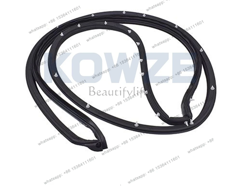 

Резиновая накладка на переднюю левую дверь MR437145 MR437147 для 6G72 2000-2006 гг.