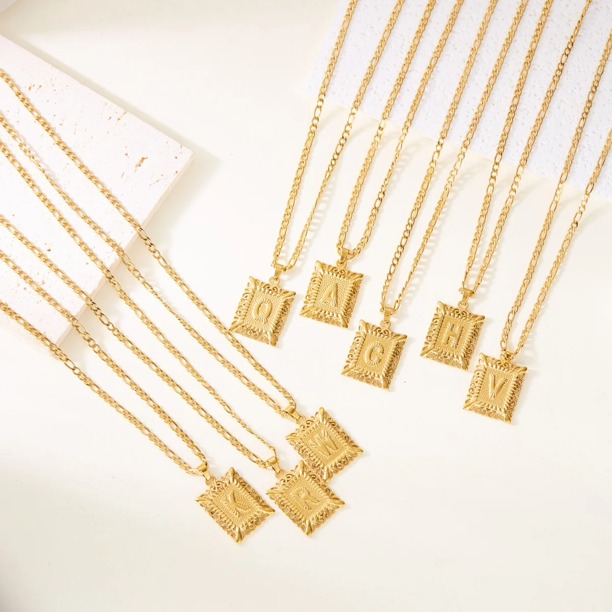 

Stainless Steel 26 Initial Letters Pendant Necklace For Women Men Trendy A-Z Alphabet Name Square Choker Birthday Party Jewelry