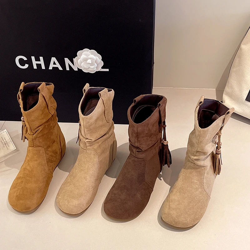 

Женские ботинки 2021, зимняя мода и отдых, модные замшевые ботинки на низком каблуке и внутренней высоте с короткими трубками и круглой головкой