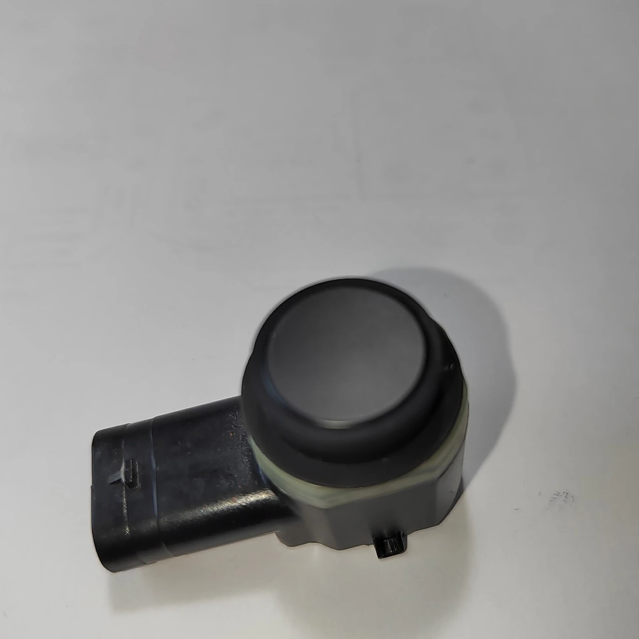 Same as the original factory version for Audi car reversing sensor radar probe electric eye 66209270491. Body
