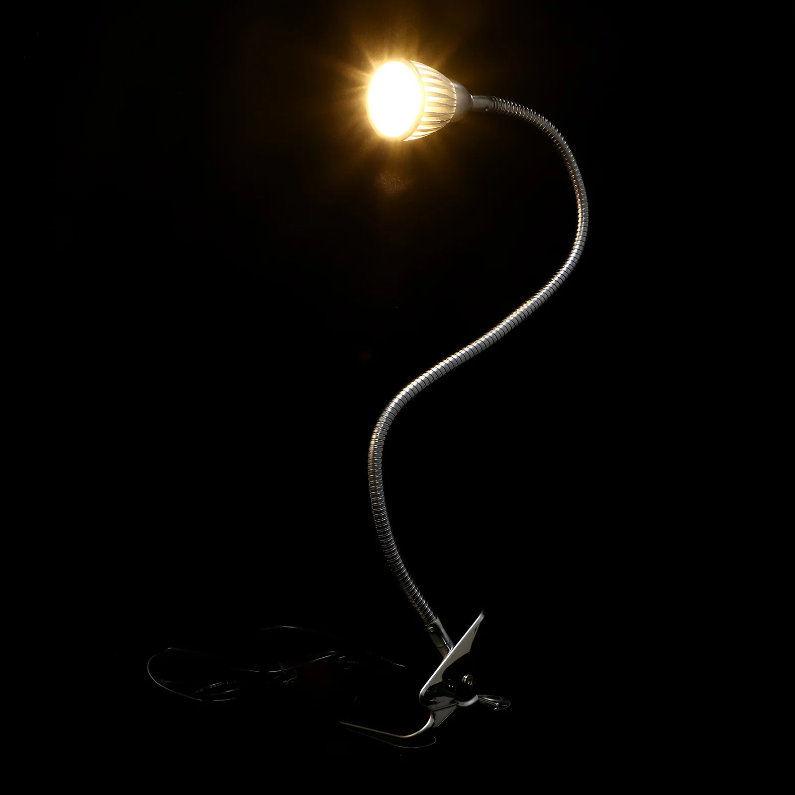 Protezione per gli occhi a LED Lampada con clip USB Lampada da scrivania con clip regolabile Lampada da lettura sul comodino per studenti Studio notturno in alluminio