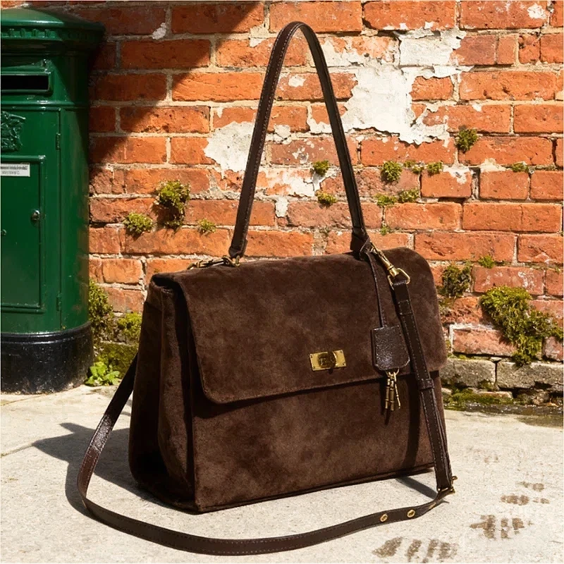 

Retro Women ShoulderBag Frosted Suede Handbag Lock Briefcase Fashion Brand Design MessengerBag Distressed Hardware Crossbody Bag