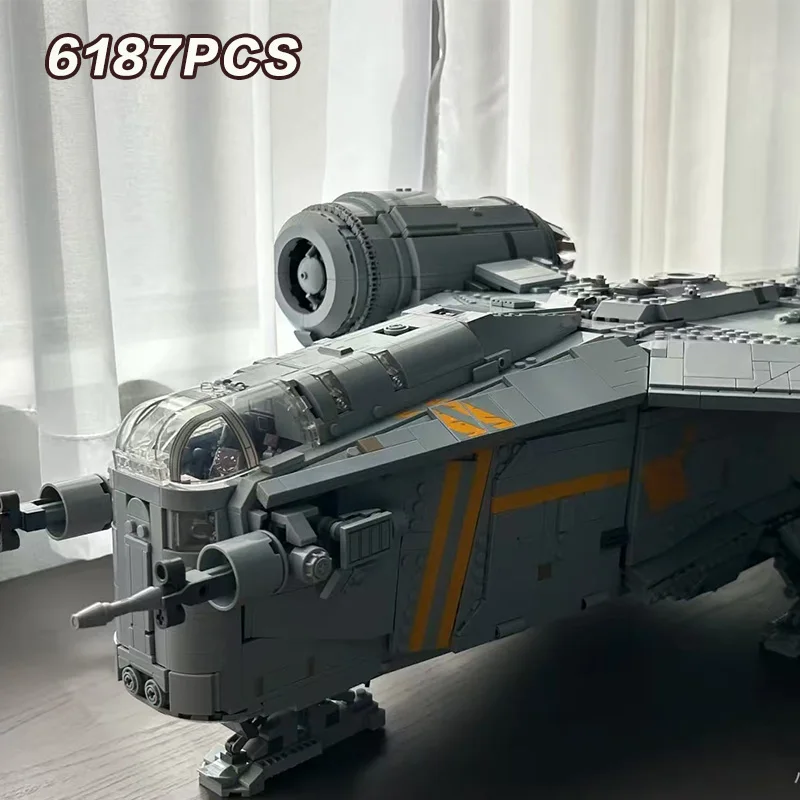 NEUE Die Razor Crest Bausteine Modell MOC Architektur Bricks Kompatibel 75331 Schreibtisch Dekoration Montage Kinder Spielzeug Für Geschenk