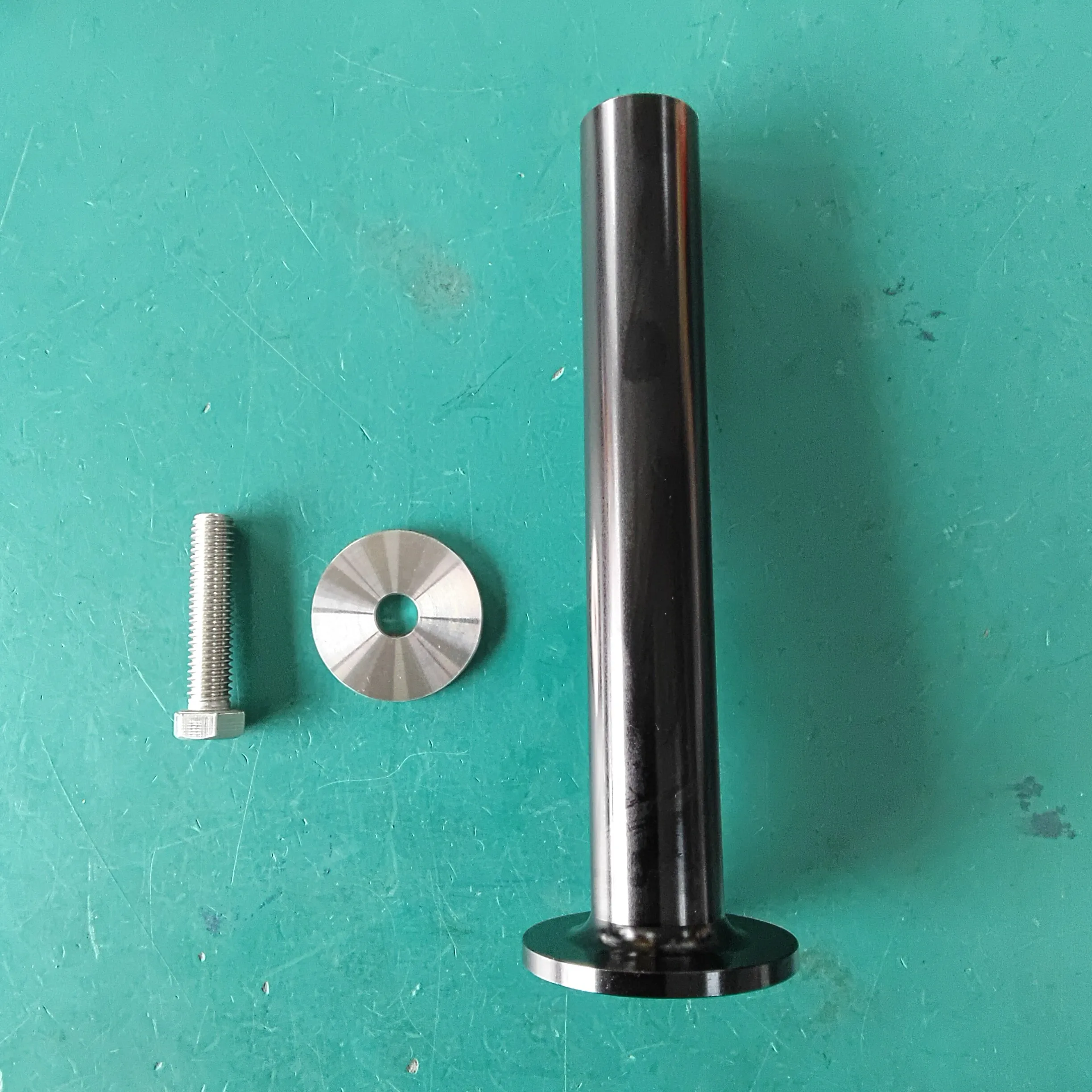 T-tube for Prostheses Connecting Tube for Prostheses of The Upper and Lower Legs Integrated Aluminum Alloy T-tube Prosthetic